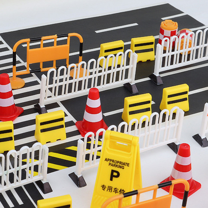 Mini Traffic Road Signs & Road - огляд і ціна Kids Home Education